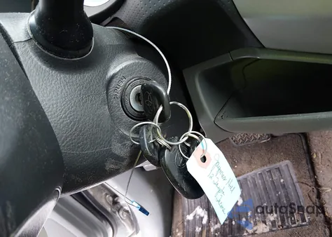 2010 Toyota Tacoma Base V6 z USA, uszkodzony, nr VIN 5TELU4EN6AZ688861